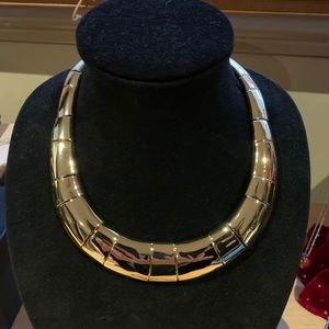 Bold gold tone necklace